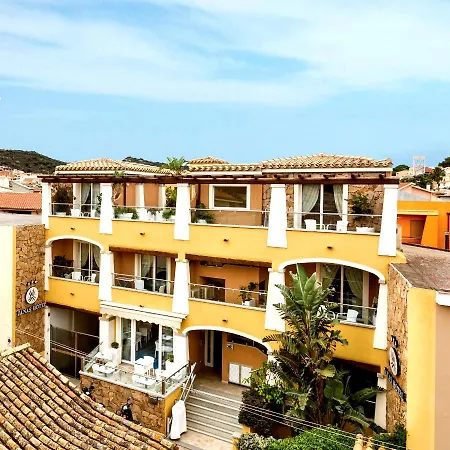 Janas Hotel 3*