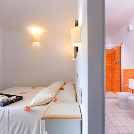 Janas Hotel