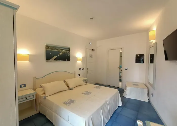 ヤナス ホテル ヴィッラシミーウス