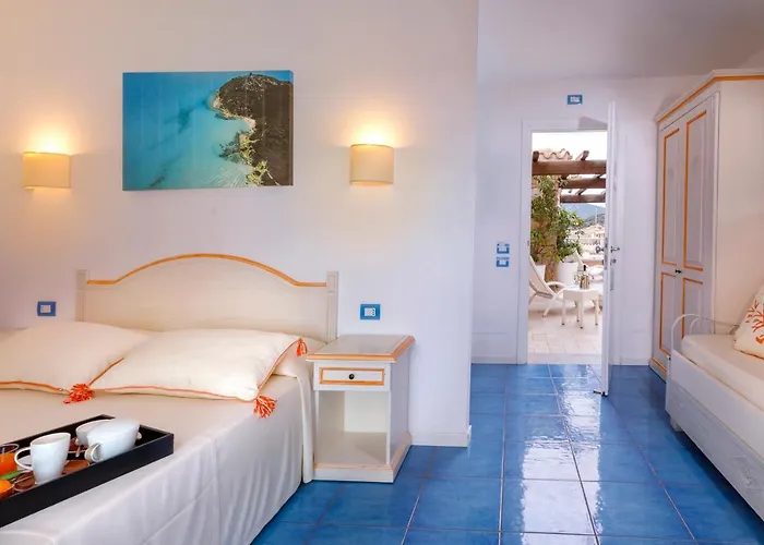 ホテル ヤナス ヴィッラシミーウス