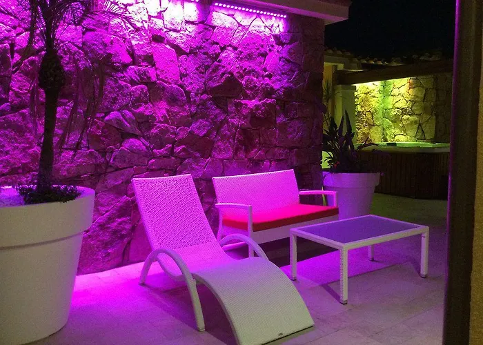 ヤナス ホテル ヴィッラシミーウス